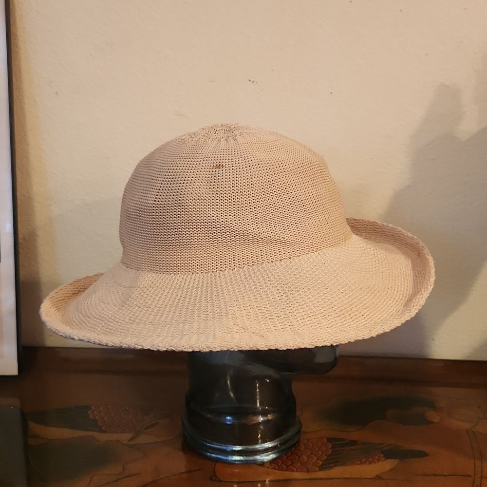 Wallaroo Victoria Hat - Picture 2 of 12